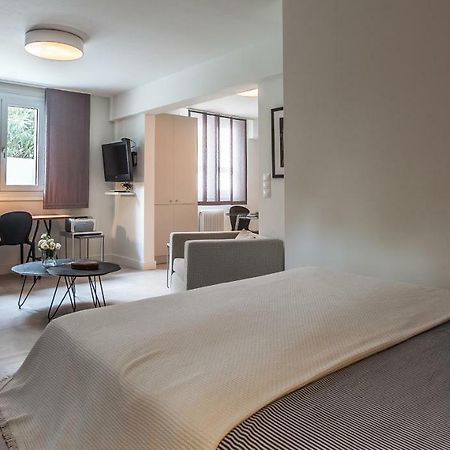 Unique Semi-Basement Stay At The Foot Of The Acropolis Athén Kültér fotó