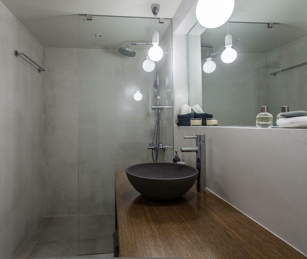 Unique Semi-Basement Stay At The Foot Of The Acropolis Athén Kültér fotó