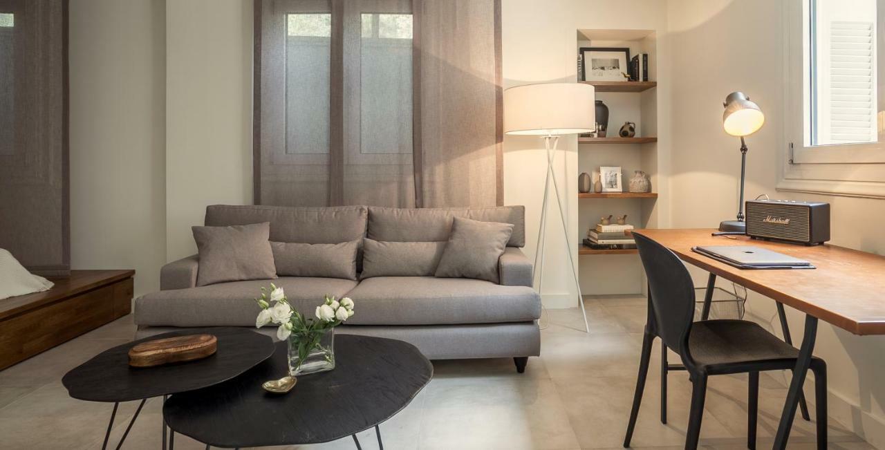 Unique Semi-Basement Stay At The Foot Of The Acropolis Athén Kültér fotó