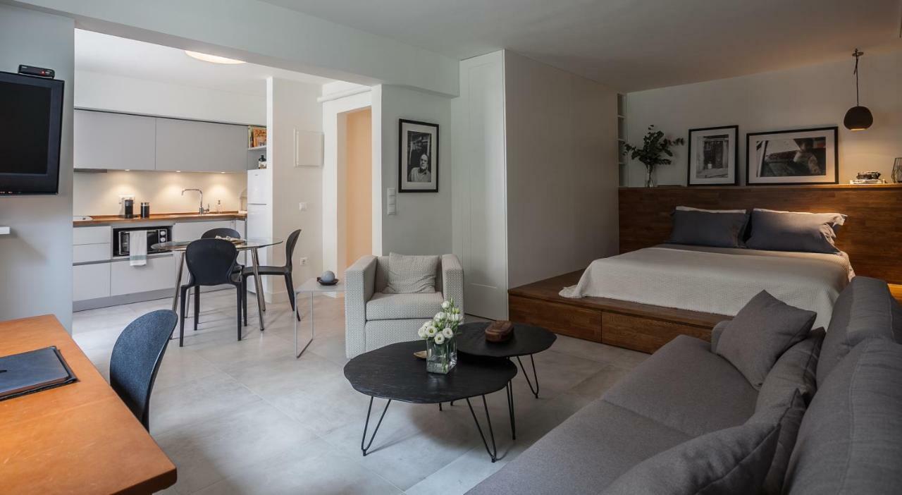 Unique Semi-Basement Stay At The Foot Of The Acropolis Athén Kültér fotó