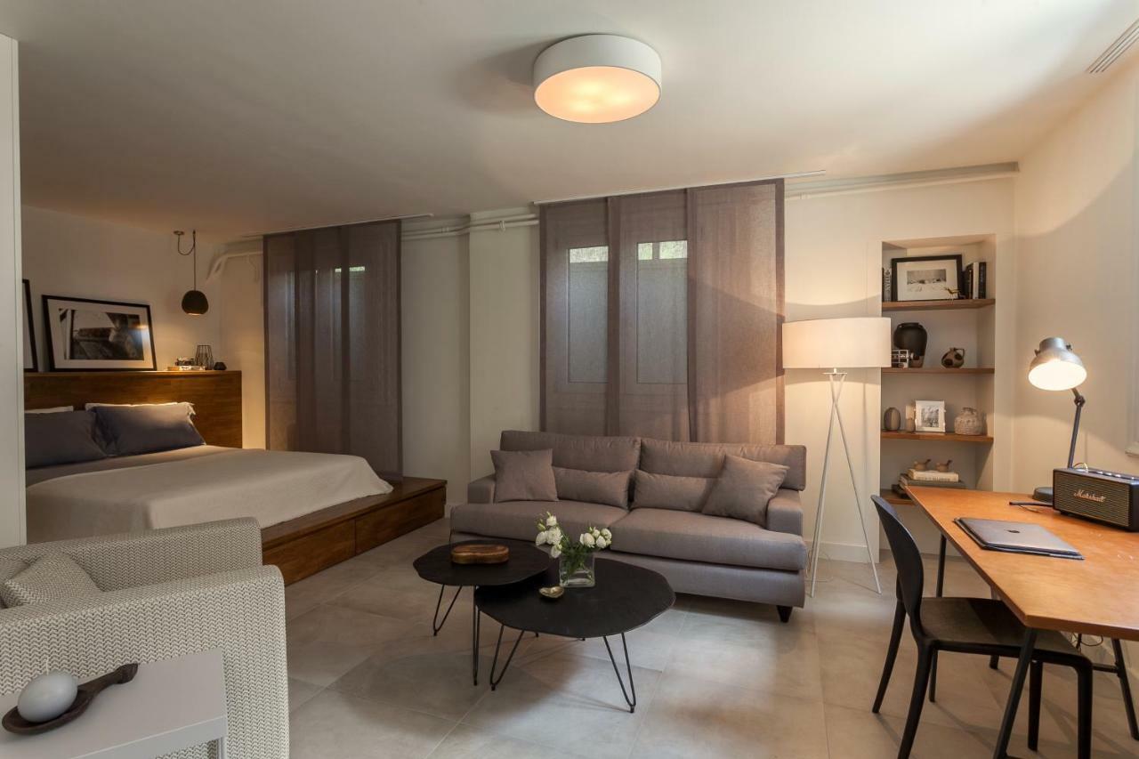 Unique Semi-Basement Stay At The Foot Of The Acropolis Athén Kültér fotó